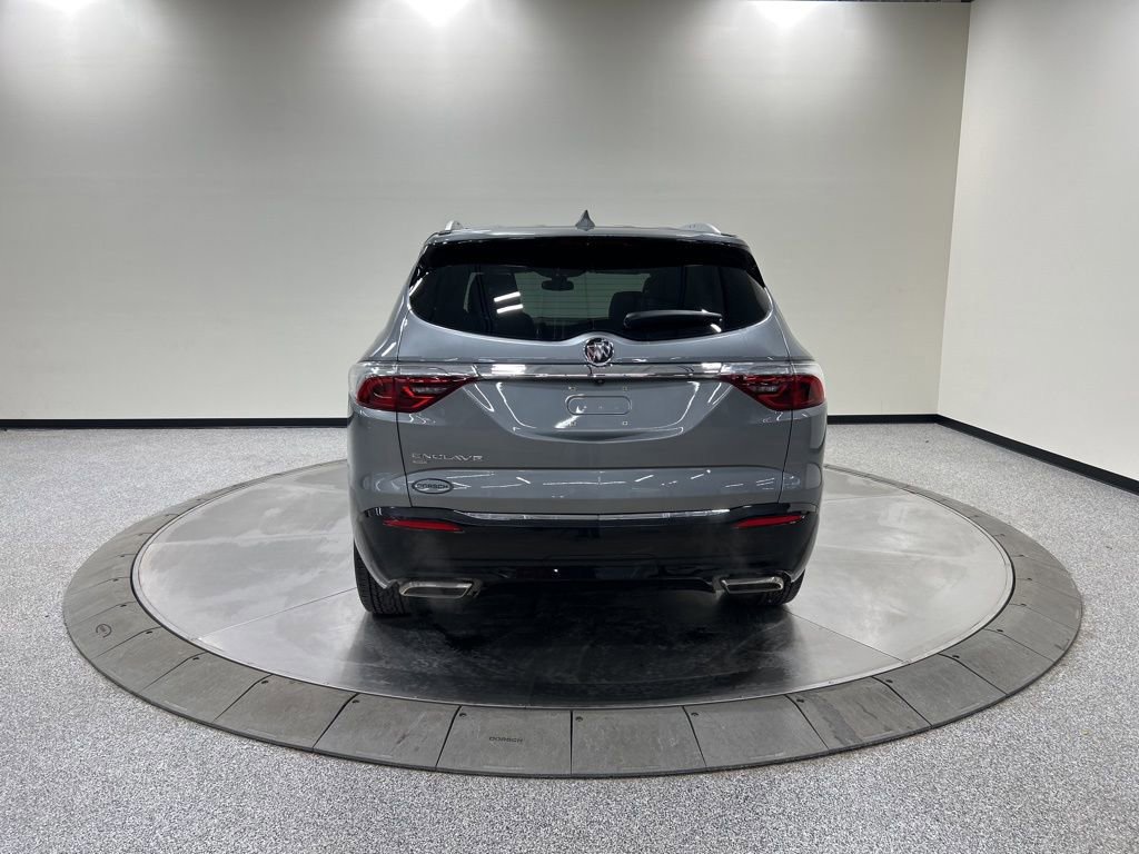 Used 2023 Buick Enclave Essence w/ Experience Buick Package image 4