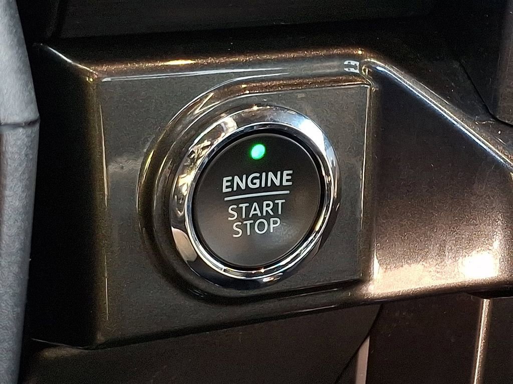 Certified 2022 Ford F150 XLT w/ Equipment Group 302A High image 23