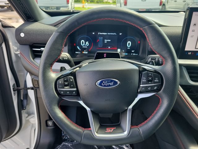 Certified 2025 Ford Explorer ST RWD image 26