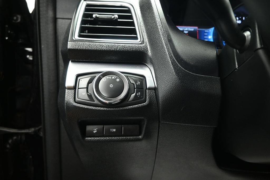 Certified 2019 Ford Explorer Sport AWD/4WD image 10