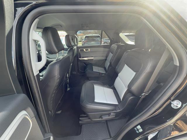 Certified 2023 Ford Explorer XLT w/ Equipment Group 202A AWD/4WD image 22