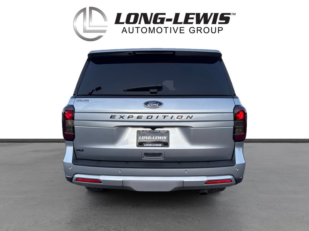 Certified 2024 Ford Expedition XLT RWD image 5