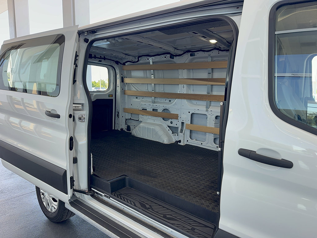 Certified 2025 Ford Transit 250 Low Roof w/ Exterior Upgrade Package RWD image 8