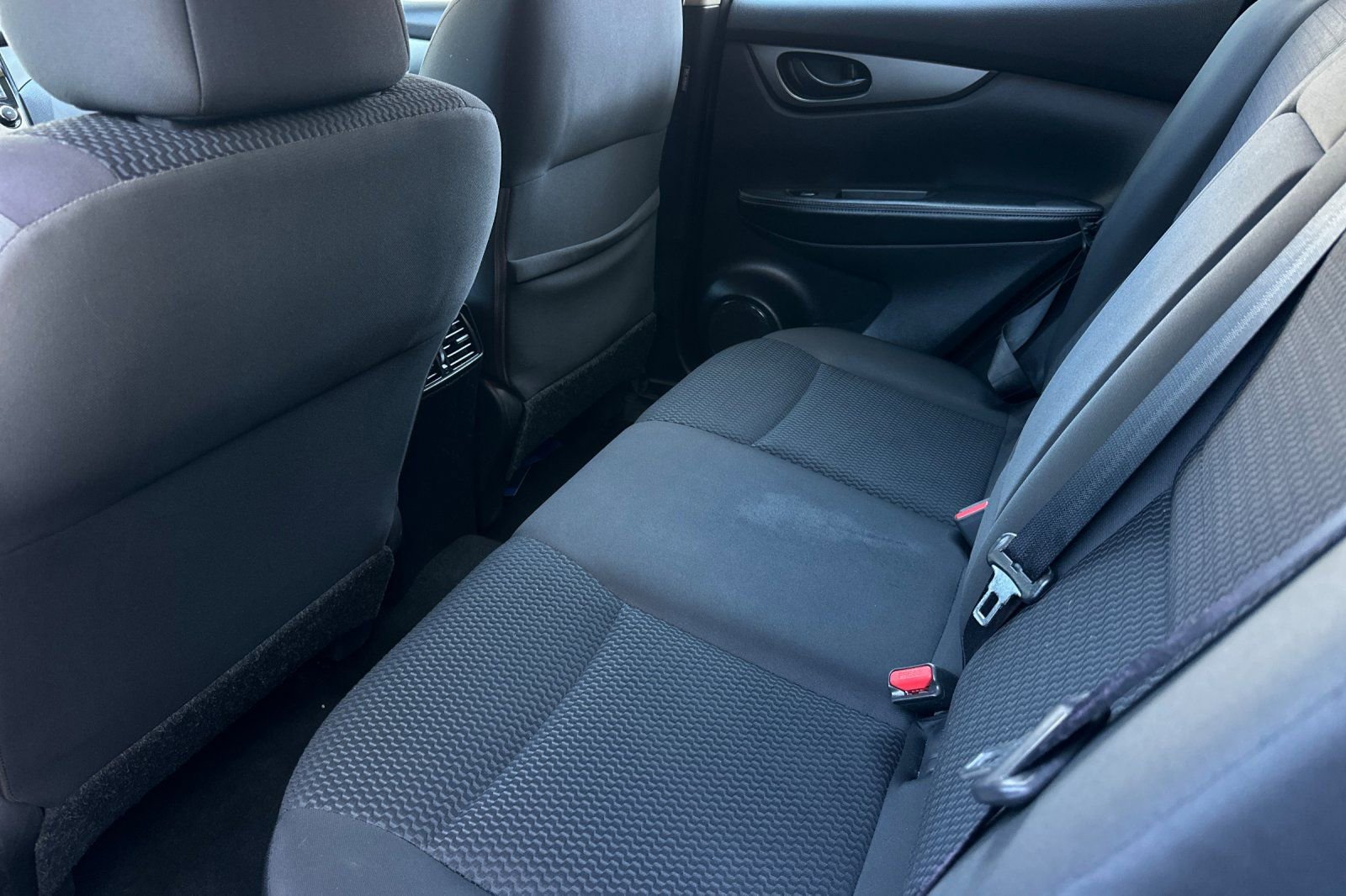 Used 2019 Nissan Rogue Sport S AWD/4WD image 11