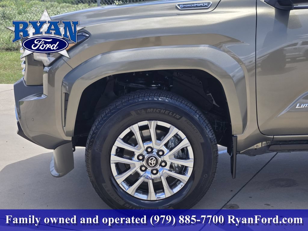 Used 2024 Toyota Tacoma Limited AWD/4WD image 5