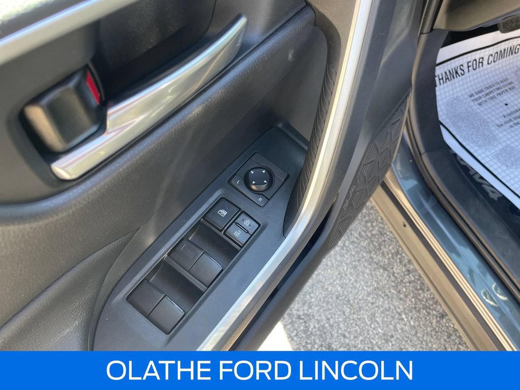 Used 2020 Toyota RAV4 XLE w/ All Weather Liner Package FWD image 19