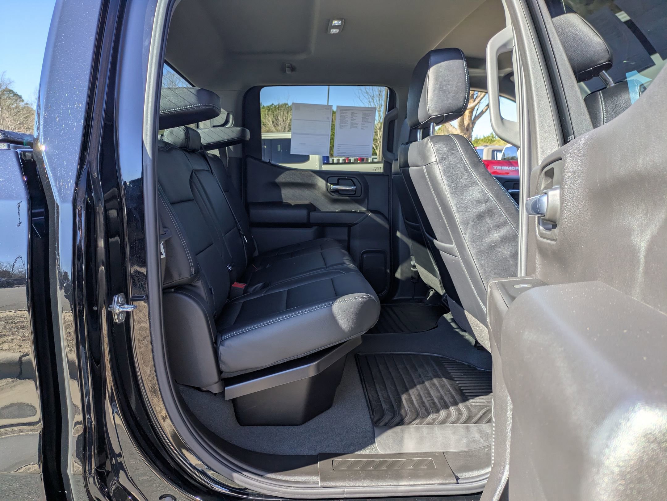 Used 2025 Chevrolet Silverado 1500 Custom Trail Boss w/ Turbomax Blackout Package image 35