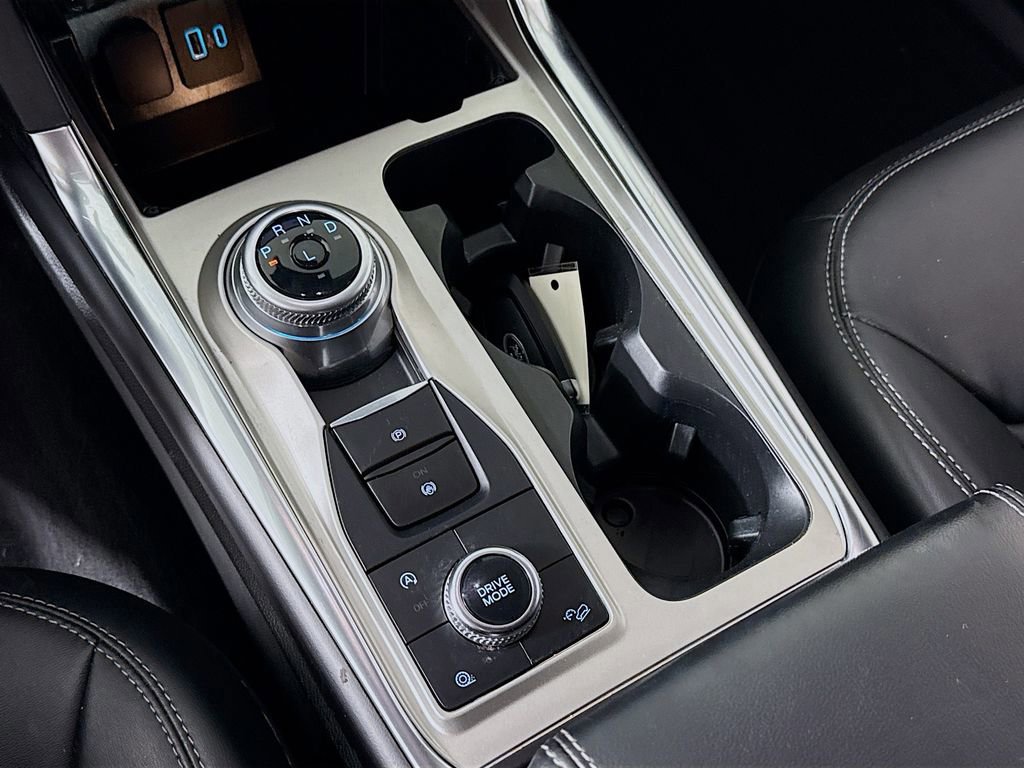 Certified 2023 Ford Explorer XLT w/ Equipment Group 202A image 19