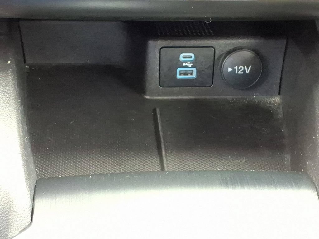 Certified 2023 Ford Escape Active AWD/4WD image 18