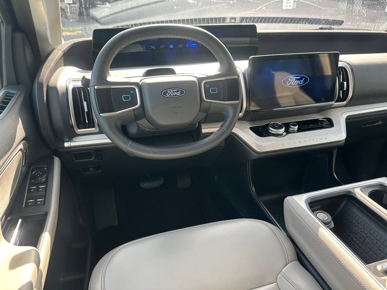 Certified 2025 Ford Expedition Max Active RWD image 25