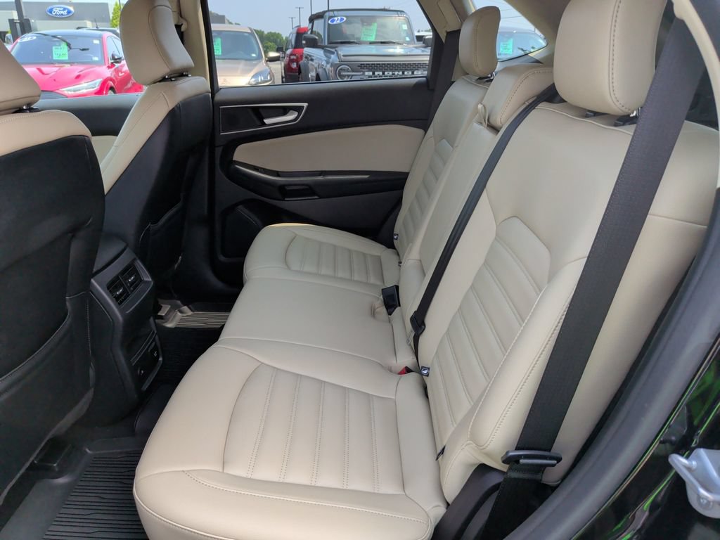 Certified 2023 Ford Edge SEL w/ Convenience Package AWD/4WD image 13