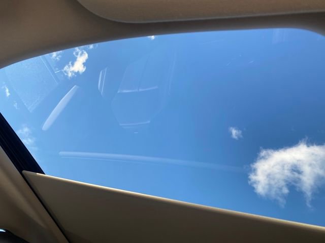 Certified 2023 Ford Expedition XLT image 25