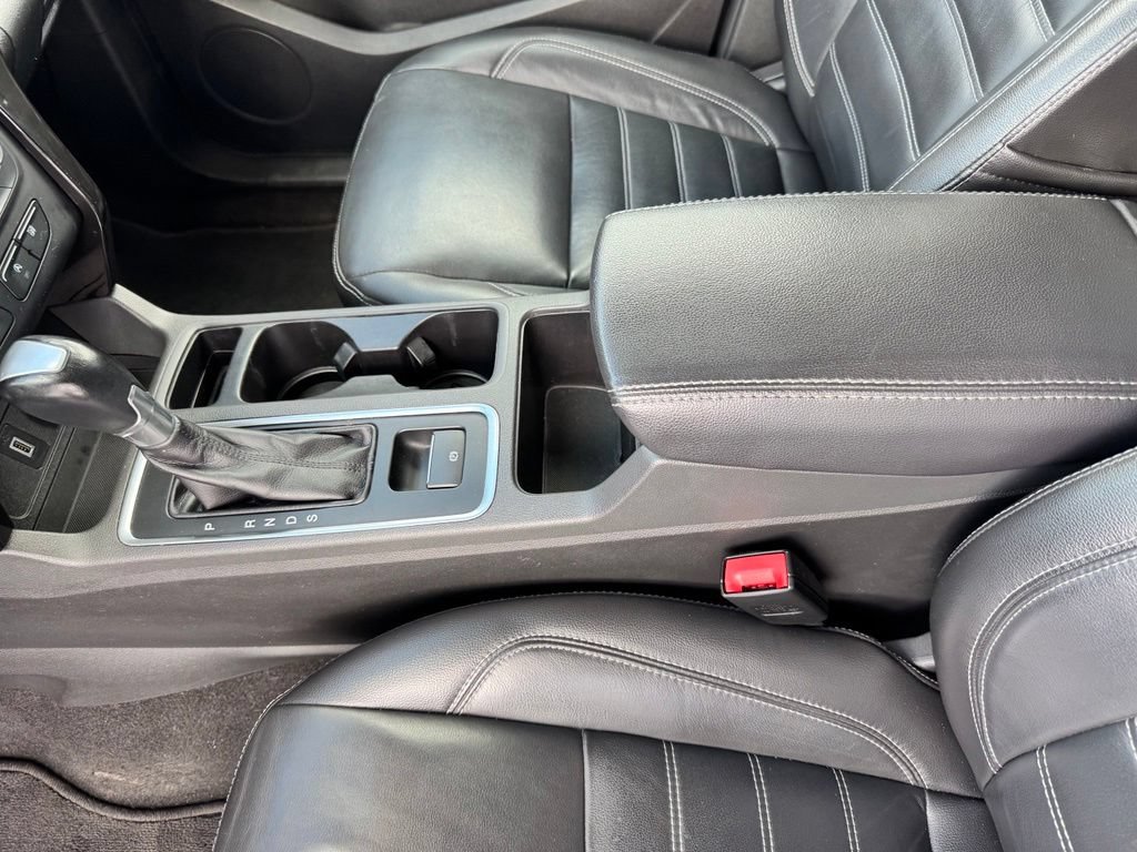Certified 2017 Ford Escape Titanium FWD image 5