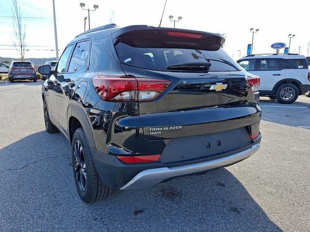 Used 2022 Chevrolet TrailBlazer LT w/ Convenience Package image 9