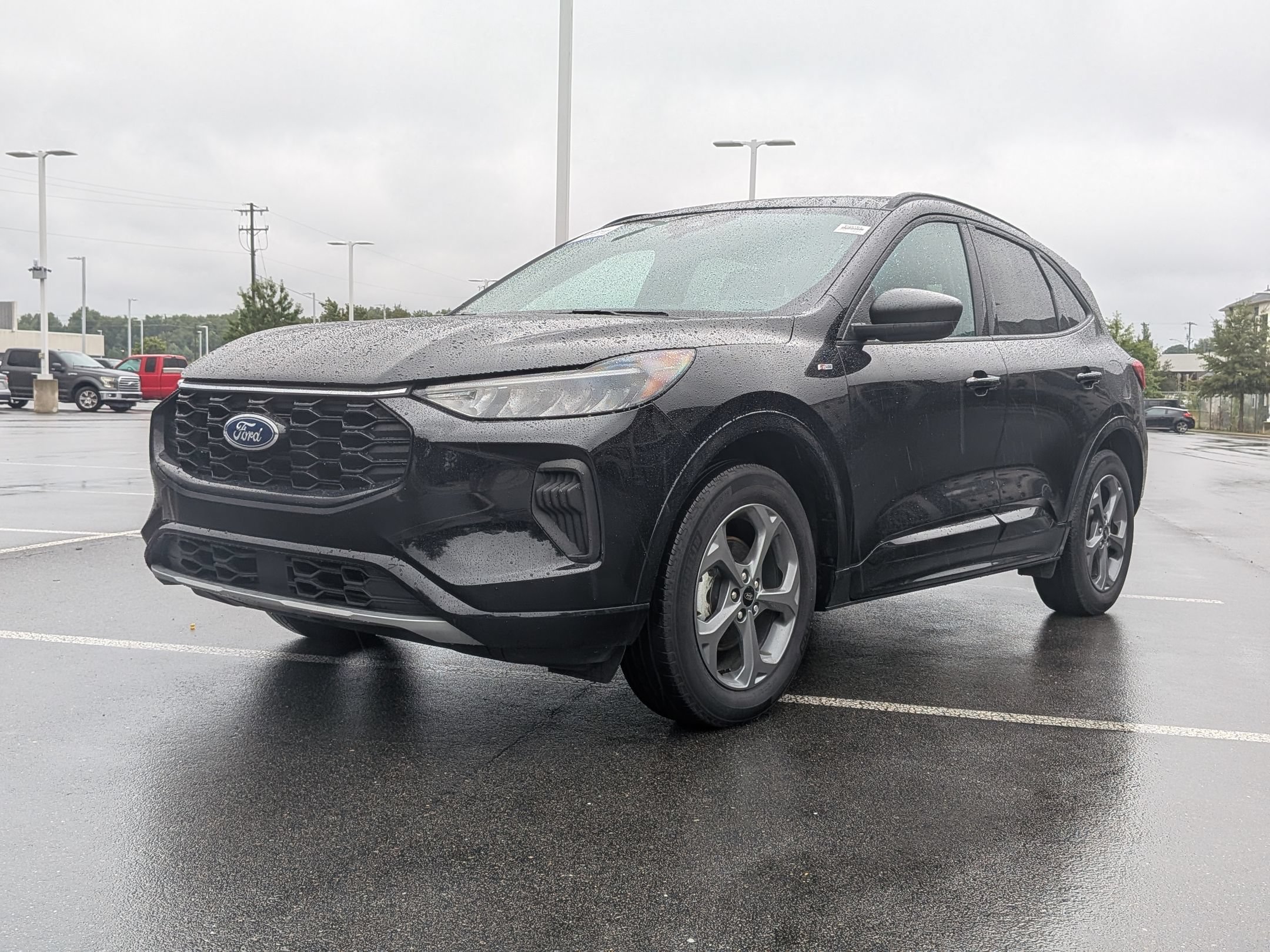 Certified 2024 Ford Escape ST-Line w/ Tech Pack #1 AWD/4WD image 8
