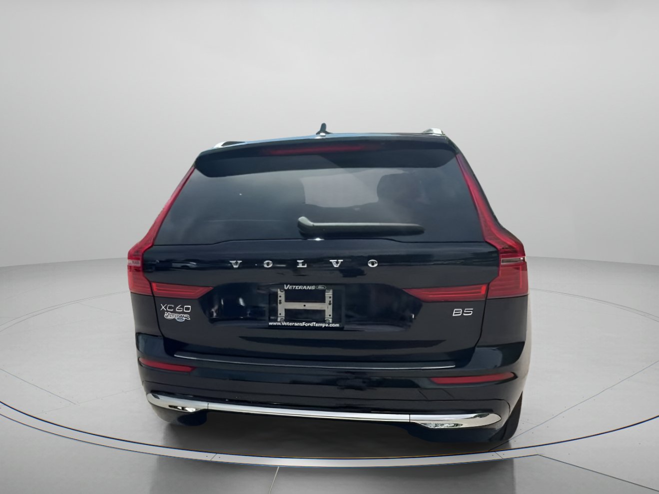 Used 2022 Volvo XC60 B5 Inscription w/ Protection Package Premier FWD image 27