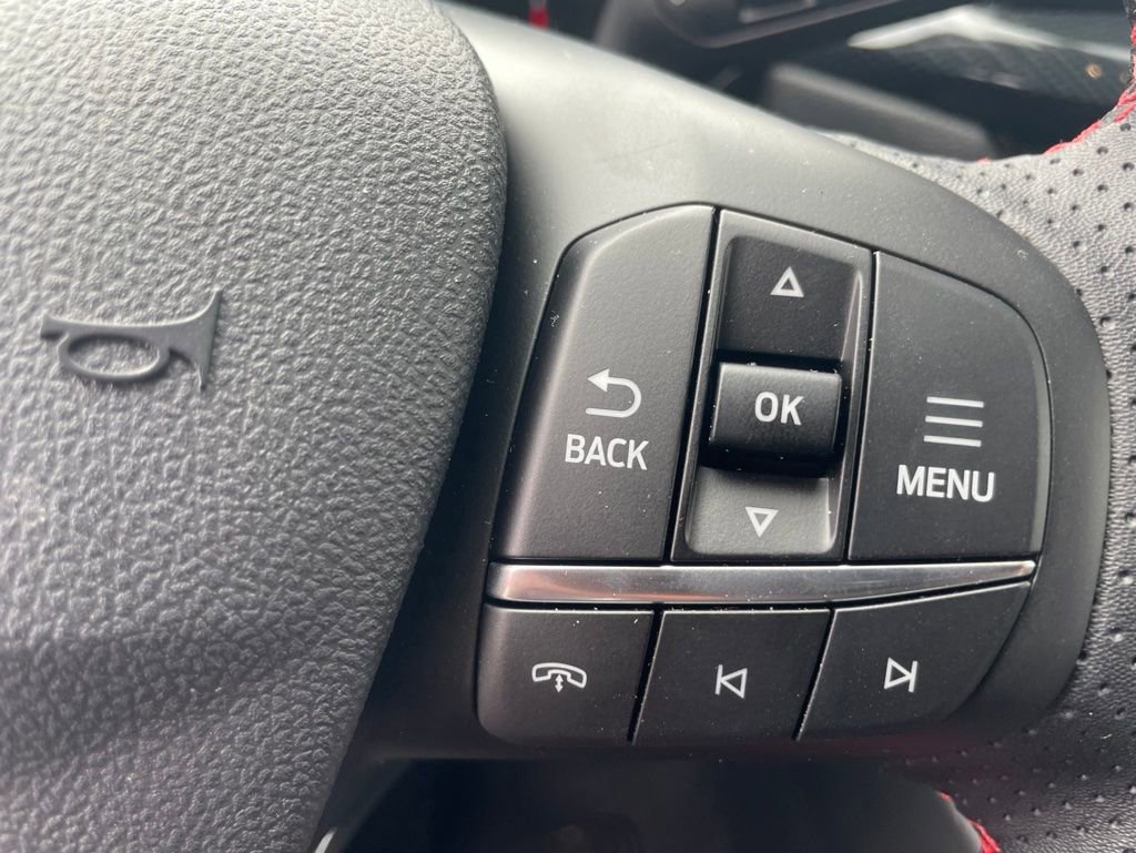 Certified 2025 Ford Escape ST-Line Select w/ Tech Pack #1 AWD/4WD image 15