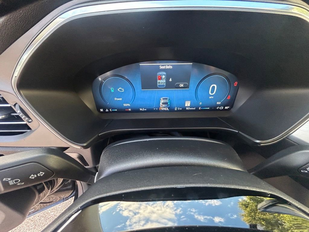 Certified 2024 Ford Escape SE w/ PHEV Premium Package FWD image 42