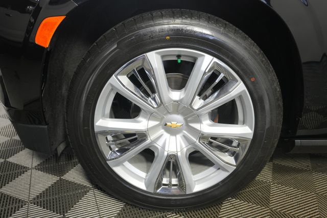 Used 2024 Chevrolet Tahoe High Country AWD/4WD image 10