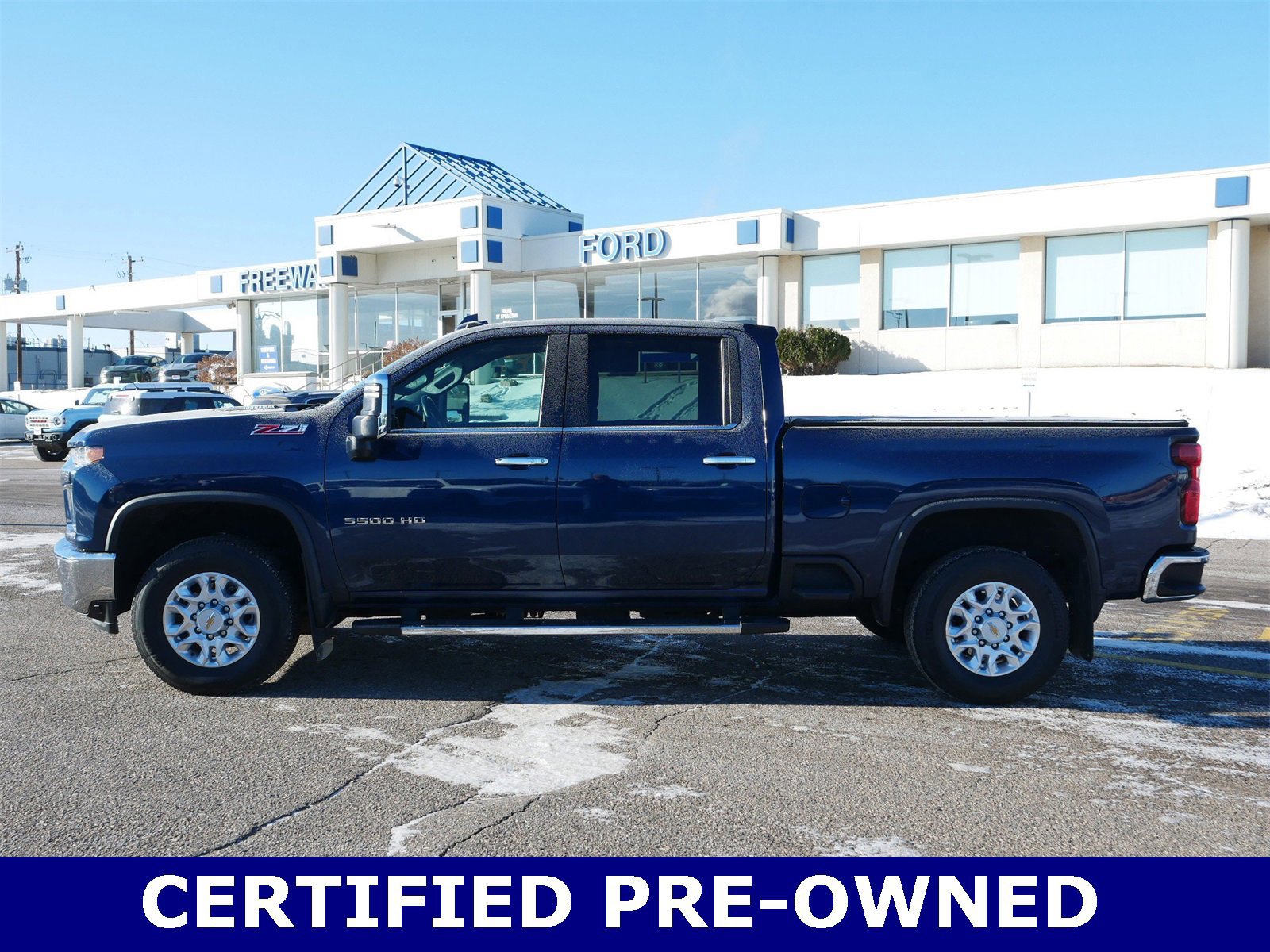 Used 2022 Chevrolet Silverado 3500 LTZ w/ LTZ Convenience Package image 6