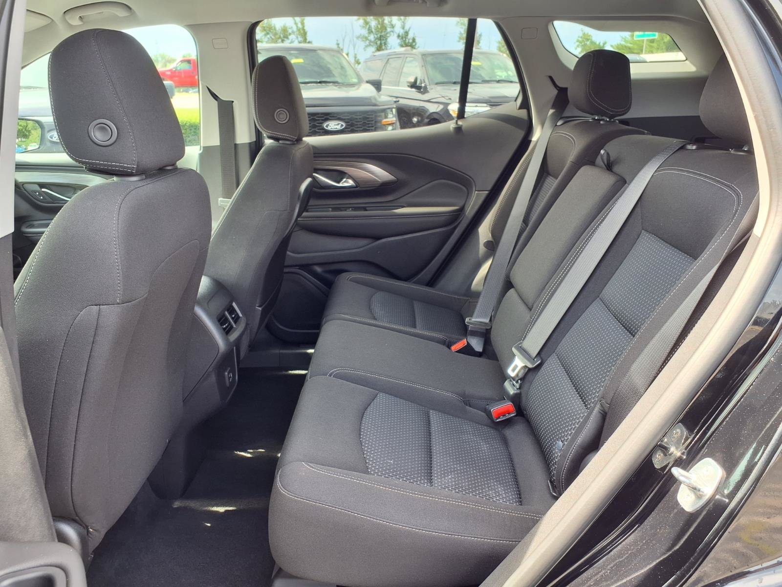Used 2023 GMC Terrain SLE w/ Driver Convenience Package FWD image 24