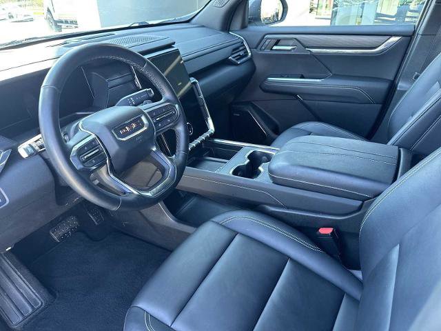 Used 2024 GMC Acadia Elevation AWD/4WD image 2