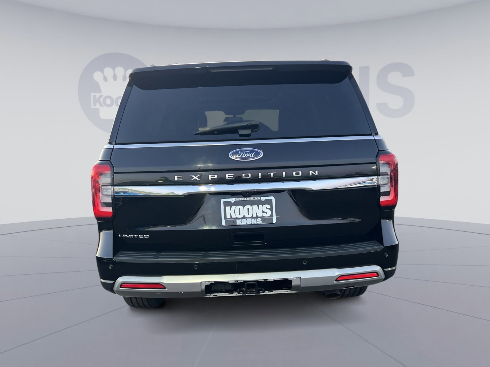 Certified 2024 Ford Expedition Limited image 4