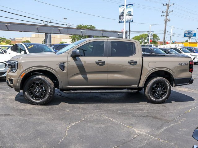 Certified 2025 Ford Ranger XLT w/ Black Appearance Package AWD/4WD image 6