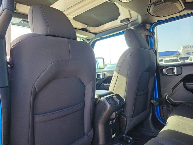 Used 2023 Jeep Gladiator Willys image 17