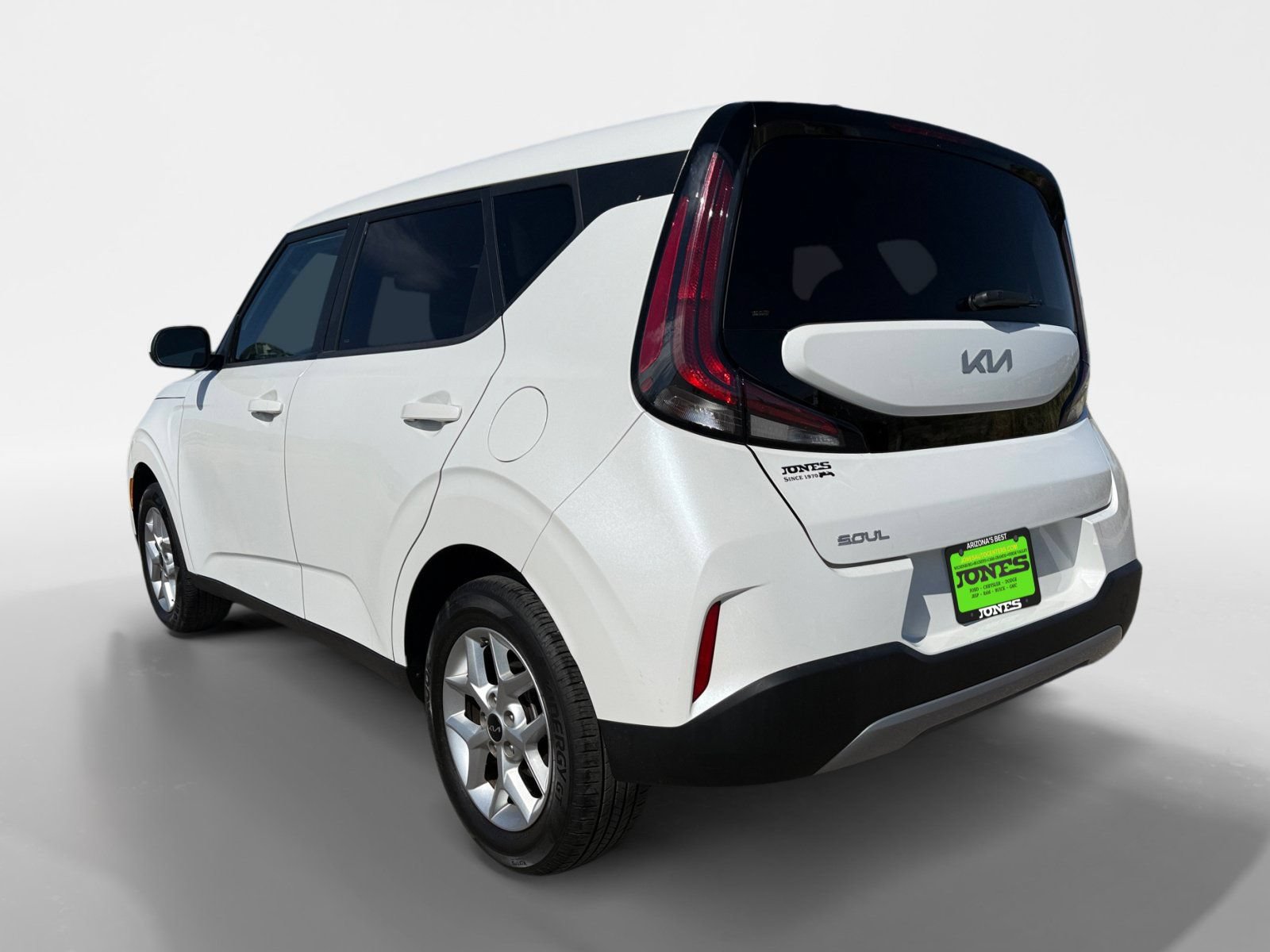 Used 2025 Kia Soul LX w/ LX Technology Package FWD image 4