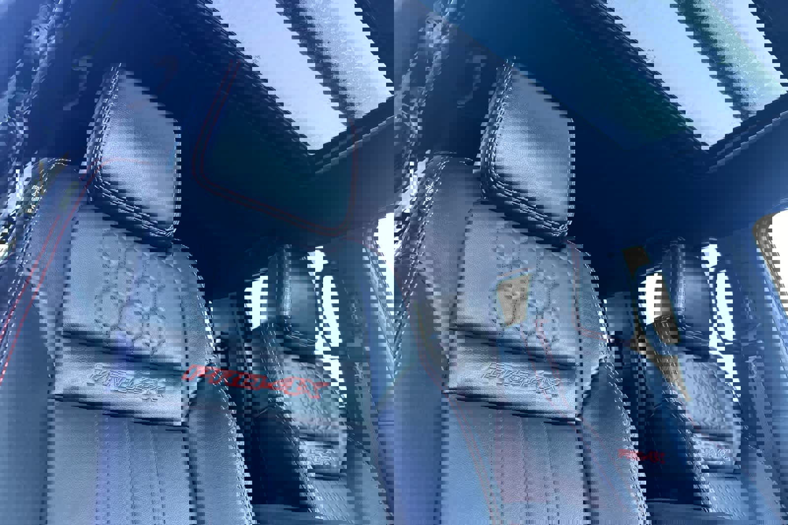 Used 2023 Nissan Frontier PRO-4X w/ Pro-4X Premium Package image 16