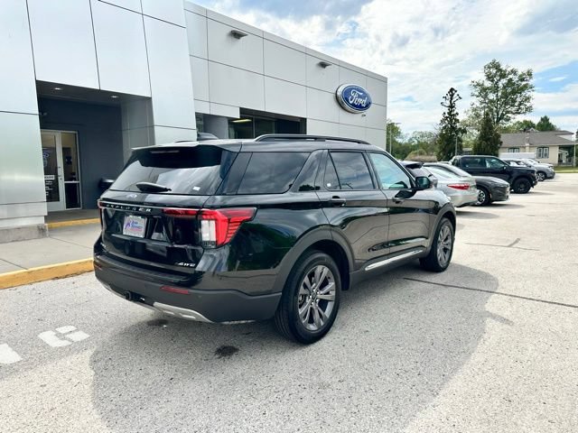 Certified 2025 Ford Explorer Active w/ Active Comfort Package AWD/4WD image 20