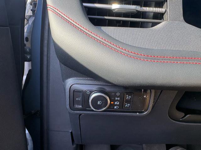 Certified 2025 Ford Explorer ST-Line w/ ST-Line Street Pack image 17