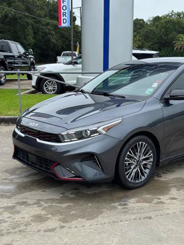 Used 2022 Kia Forte GT-Line w/ GT-Line Premium Package FWD image 2