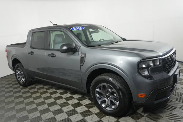 Certified 2025 Ford Maverick XLT w/ Equipment Group 302A AWD/4WD image 2