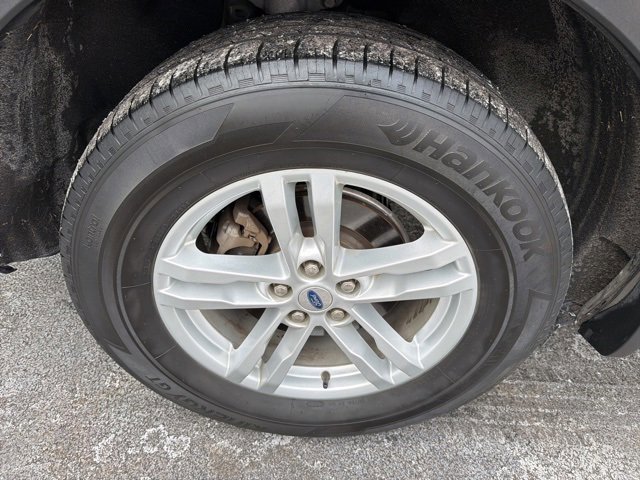 Certified 2023 Ford Explorer XLT w/ Equipment Group 202A image 12