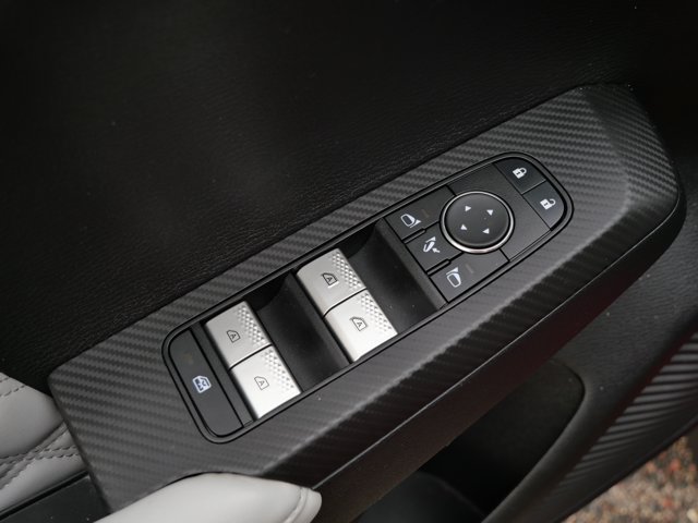 Used 2024 Mitsubishi Outlander SEL AWD/4WD image 13