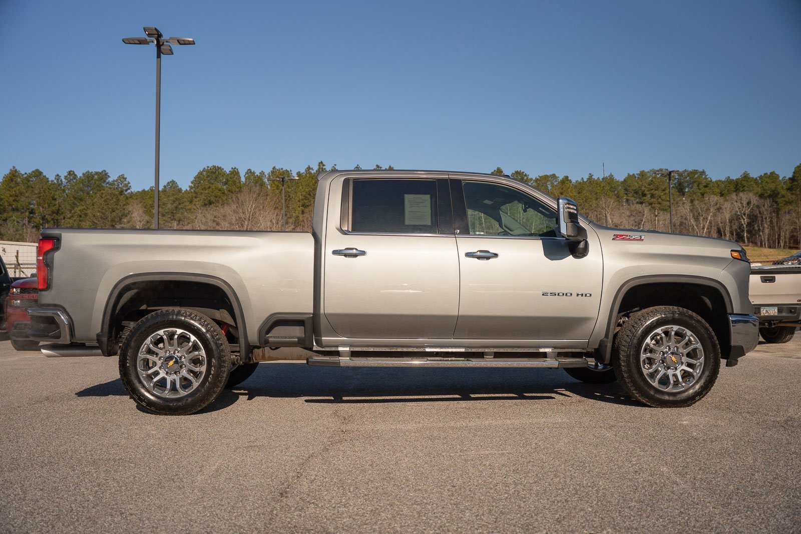 Used 2024 Chevrolet Silverado 2500 LTZ w/ LTZ Plus Package image 7