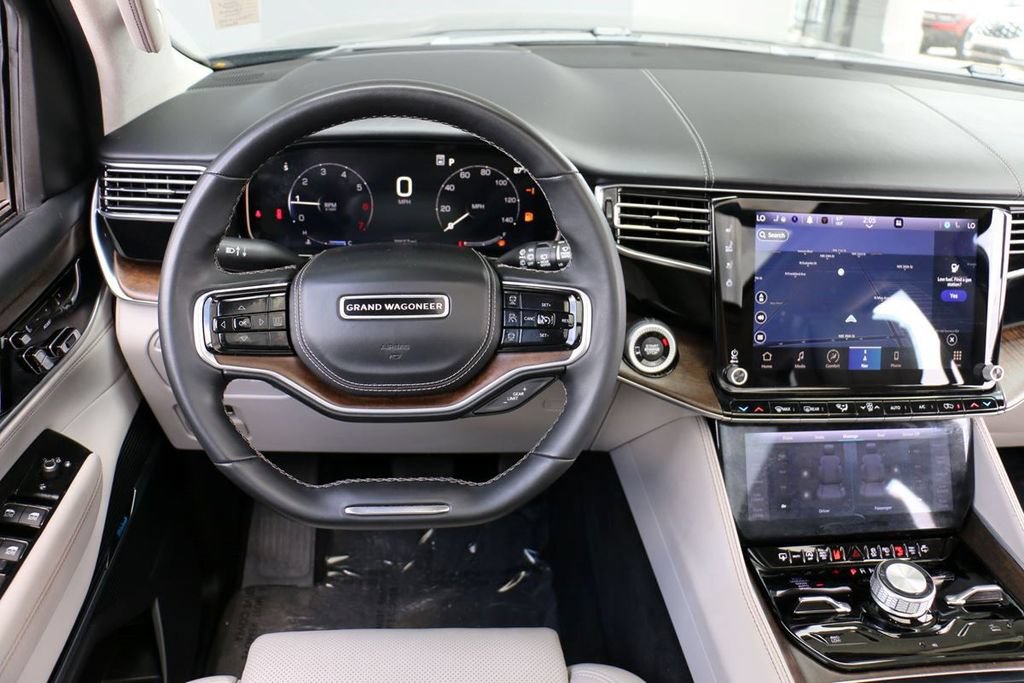 Used 2023 Jeep Grand Wagoneer Series II AWD/4WD image 25