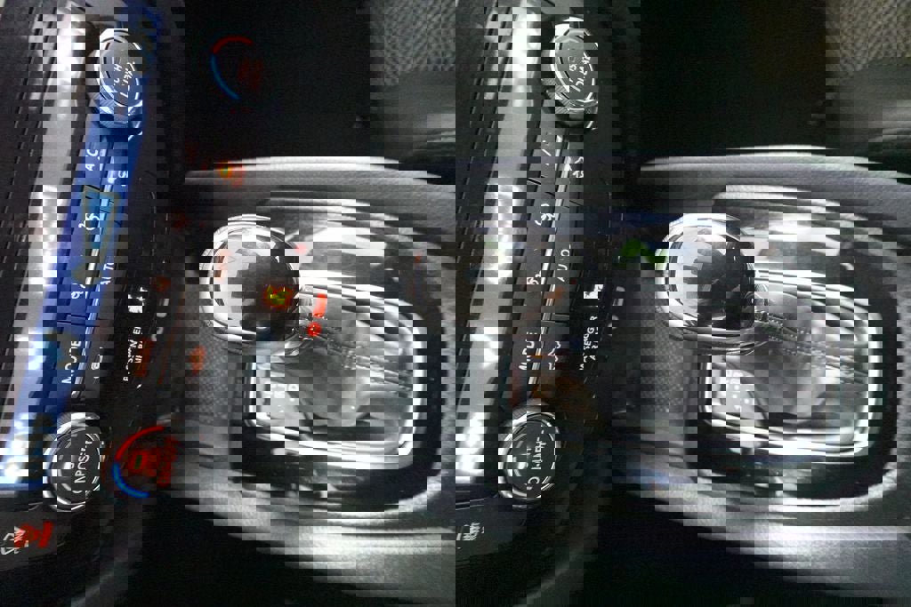 Used 2021 Nissan Rogue Sport SV image 20