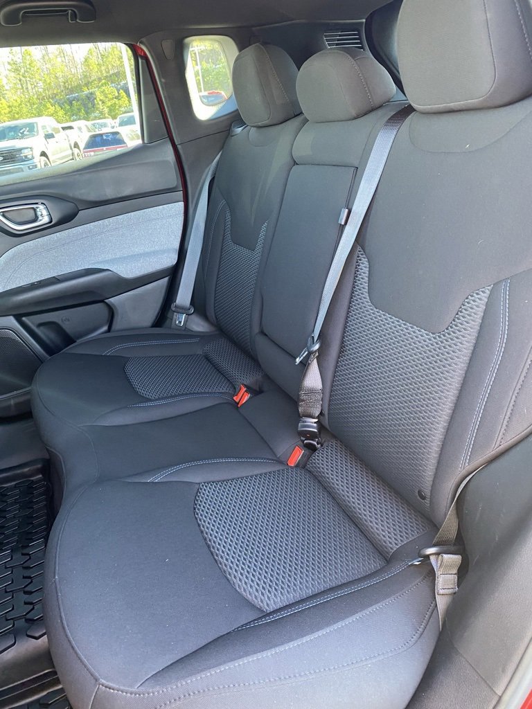 Used 2024 Jeep Compass Sport image 24