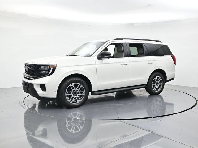 Certified 2025 Ford Expedition Active AWD/4WD image 5