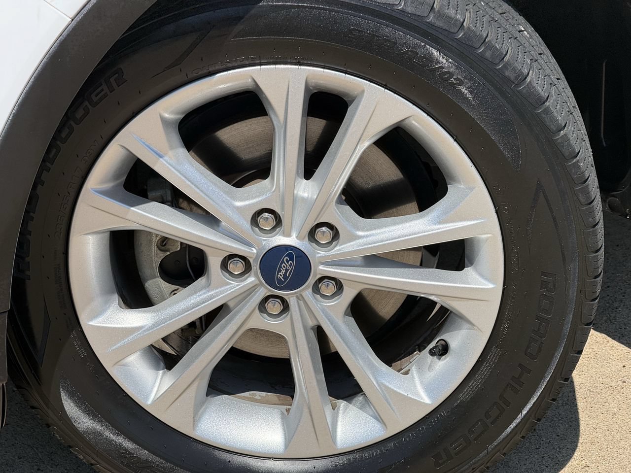 Certified 2019 Ford Escape SE FWD image 19
