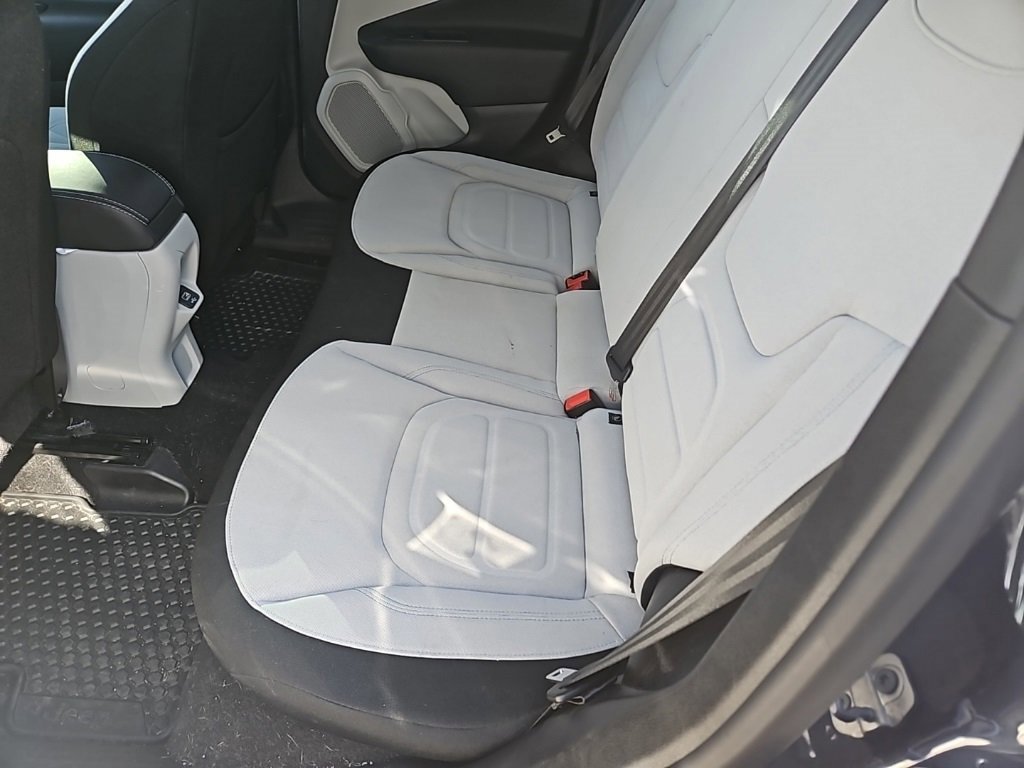 Used 2022 Jeep Renegade Latitude image 3