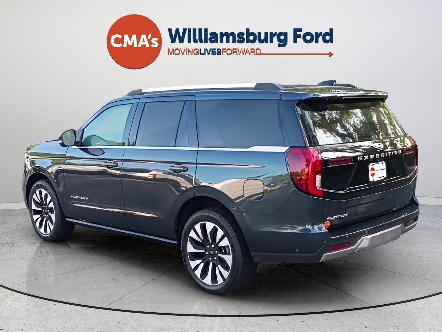 Certified 2025 Ford Expedition Platinum w/ Driver's Package AWD/4WD image 3