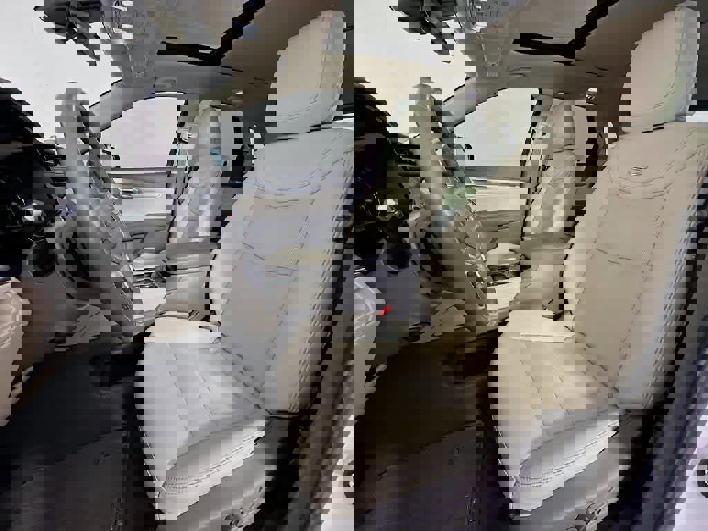 Used 2022 Cadillac XT5 Premium Luxury image 15