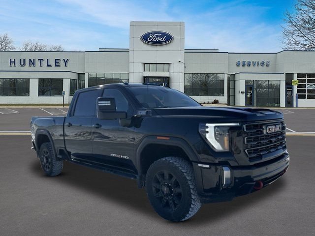 Used 2024 GMC Sierra 2500 AT4 w/ AT4 Premium Plus Package AWD/4WD image 3