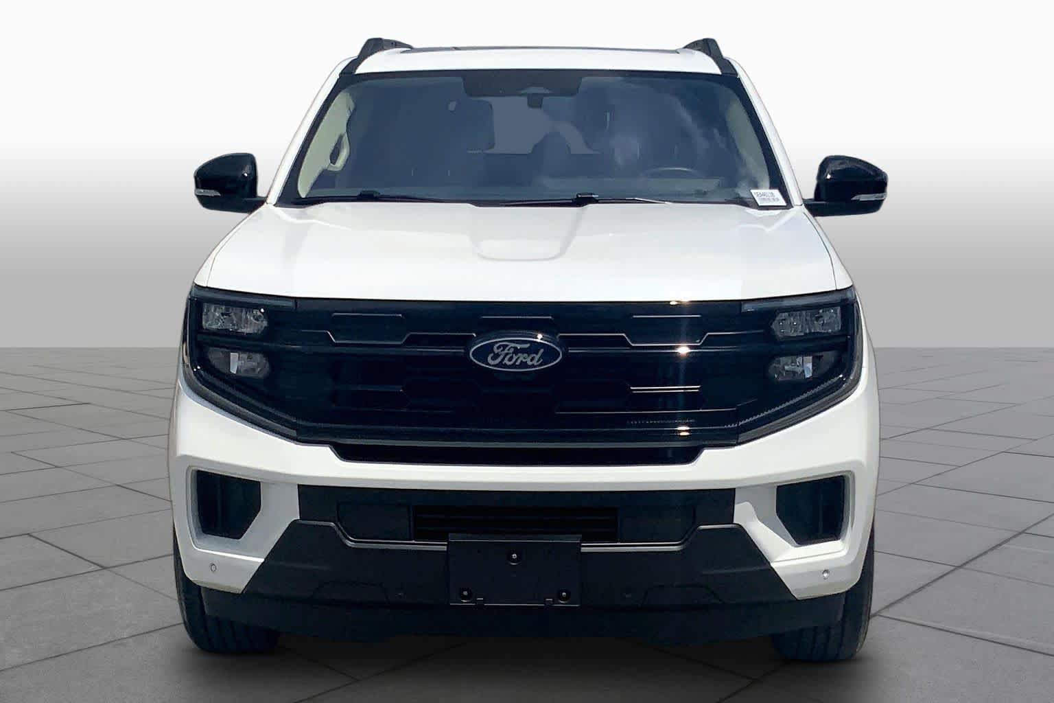 Certified 2025 Ford Expedition Active RWD image 4
