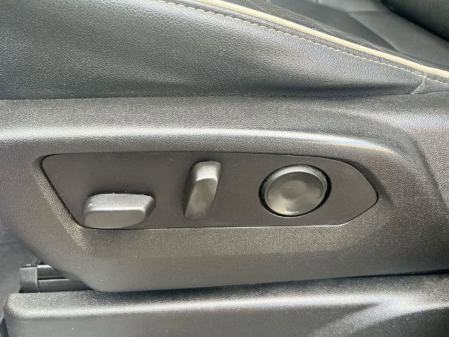 Used 2021 Chevrolet Suburban Premier image 12