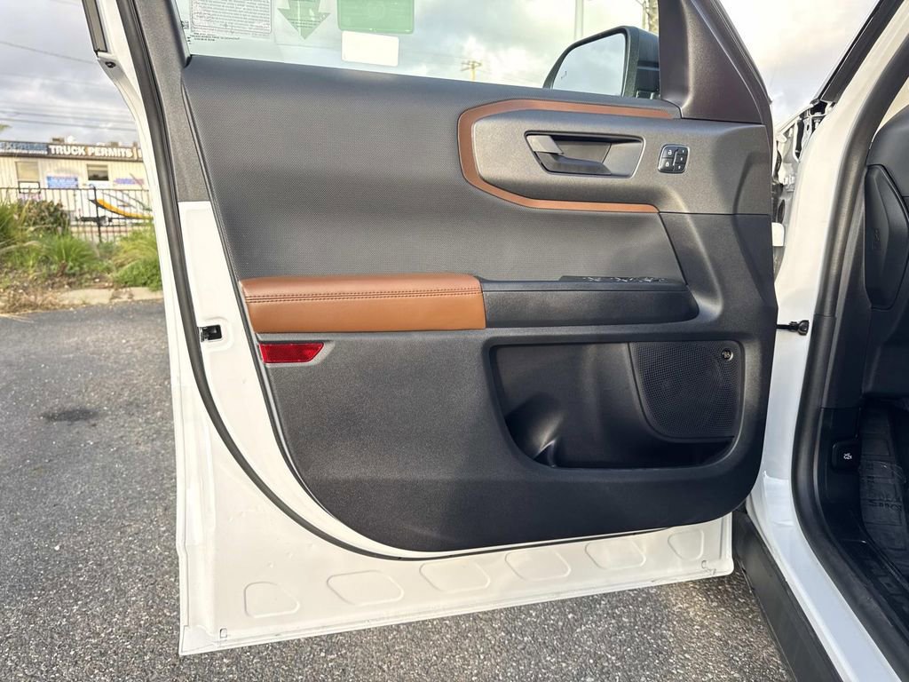 Certified 2025 Ford Bronco Sport Outer Banks w/ Outer Banks Tech Package+ image 18